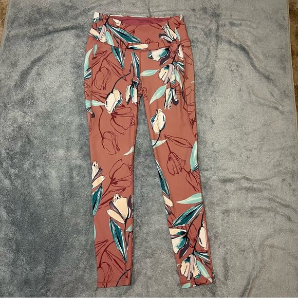 CALIA by Carrie Underwood Pink Floral Energize 7/8 Active Leggings Size Small - Picture 5 of 10